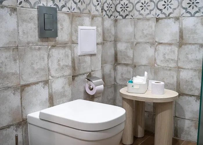 Konukevi вяра, надежда, любов Neofit Rilski